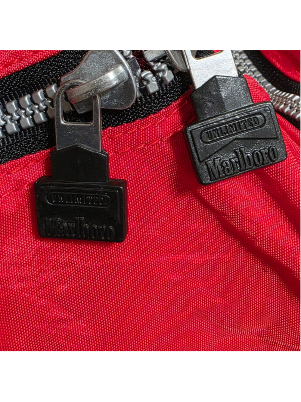 Vintage 90s Marlboro Unlimited Nylon Duffle Bag Red Black Travel Gym Shoulder - Picture 9 of 13